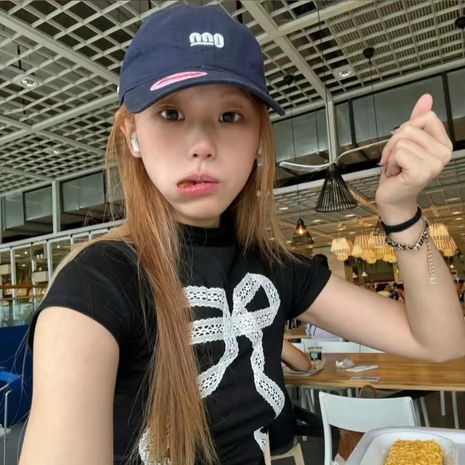 提防小手