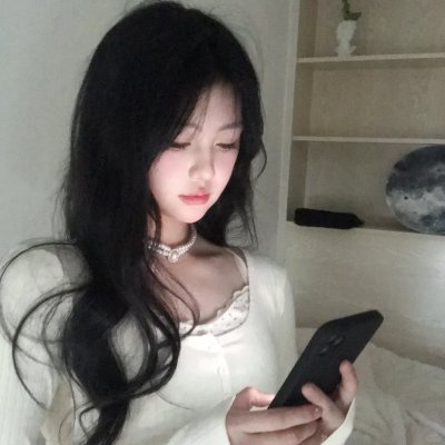谜一样的双眼